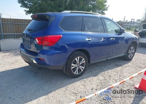 2017 Nissan Pathfinder Platinum/S/Sl/Sv z USA, uszkodzony, nr VIN 5N1DR2MM2HC617907